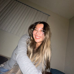 Meet your Posher, Vivian